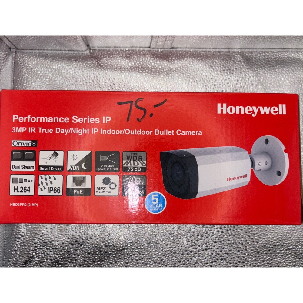 Honeywell Performance HBD3PR2 IR Day/Night Indoor/Outdoor IP Bullet‎ Camera 3MP